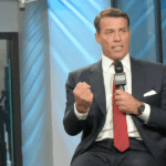 Tony Robbins: UNLEASH THE POWER WITHIN, Mentor, Coach, Speaker